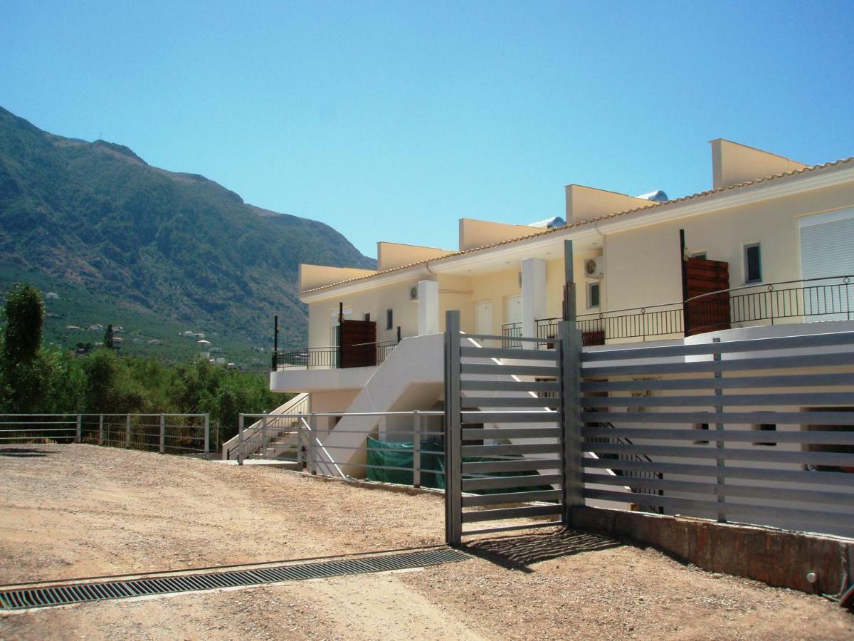 Elea Apartments Kalamata Ngoại thất bức ảnh